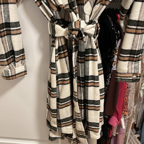 Blank NYC Plaid Flannel Belted Dress - Picture 2 of 3